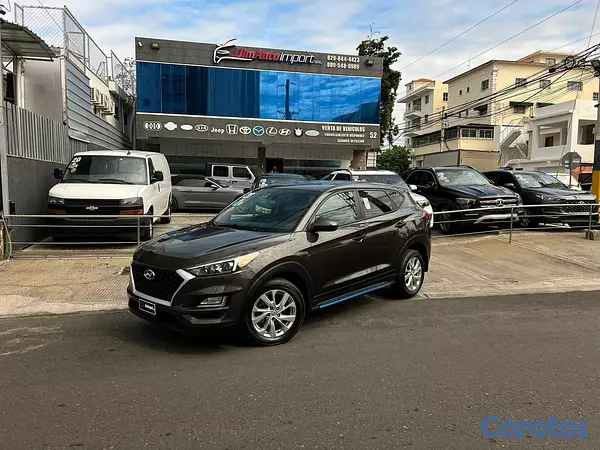 jeepetas y camionetas - Hyundai Tucson SE H-Trac 2020 1