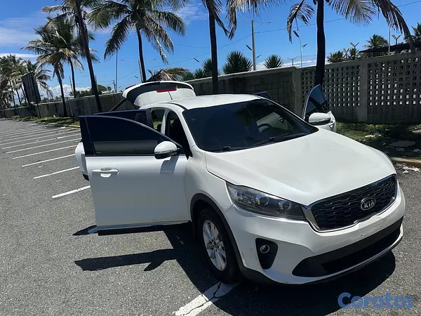 jeepetas y camionetas - Kia Sorento LX 2020 – ¡Excelentes condiciones!  9