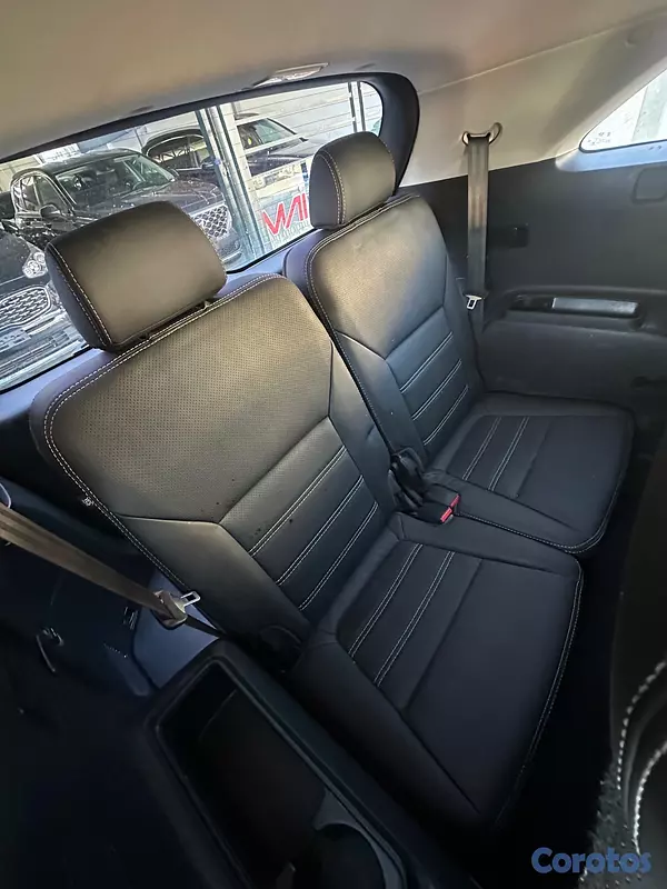 jeepetas y camionetas - Kia Sorento LX 2020 7
