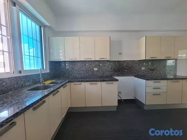 apartamentos -  Apartamento Moderno en Venta en Bella Vista, Piso 9 con vista y área social. 4