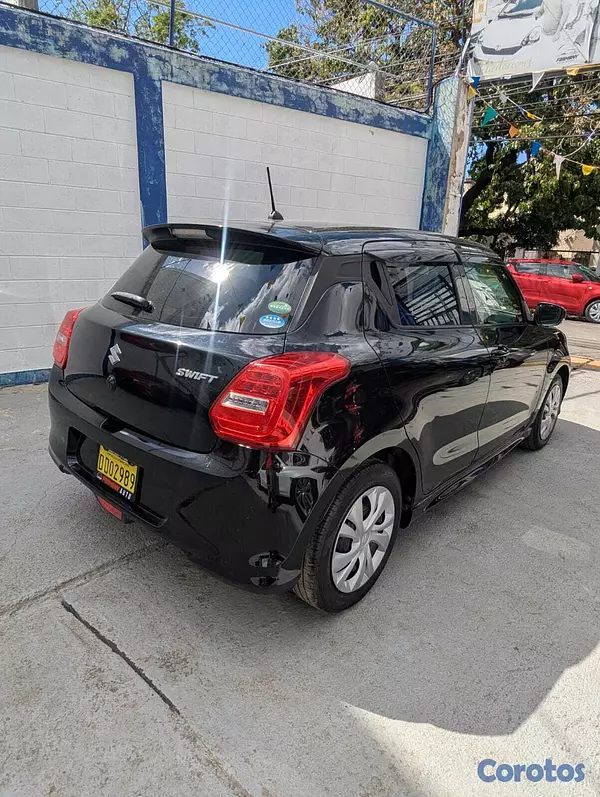 carros - SUZUKI SWIFT 2020 4