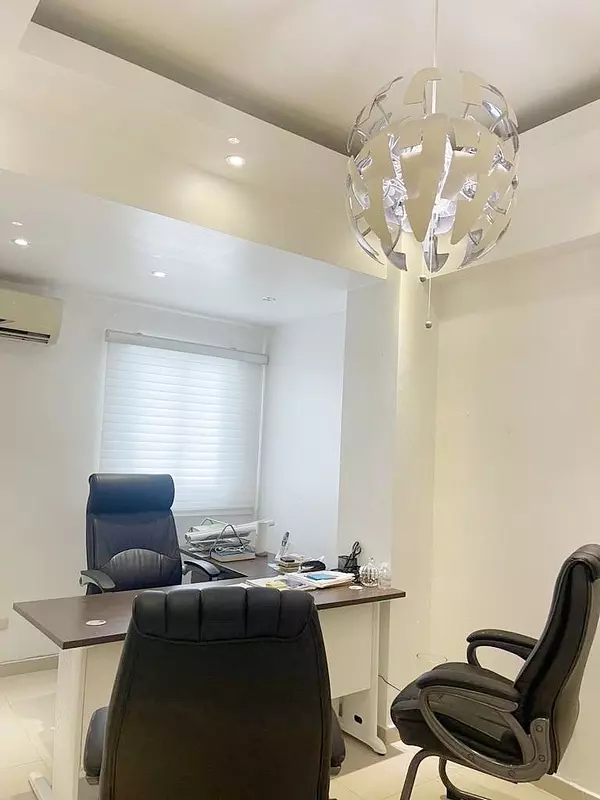 oficinas y locales comerciales - Local en Venta en el Millon 3