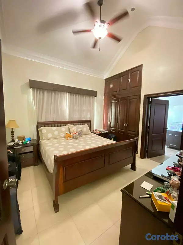 apartamentos - Venta de Casa en Altos Arroyo Hondo III 8