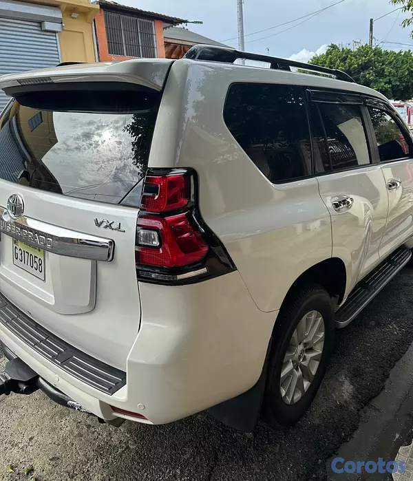 jeepetas y camionetas - Toyota Land cruiser prado 2014 VXL Diésel 3
