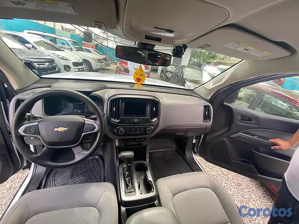 jeepetas y camionetas - CHEVROLET COLORADO WT CABINA Y MEDIA 2019 *NUEVA* 5