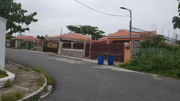 solares y terrenos - Solar Residencial Autopista San Isidro, Bravo 2