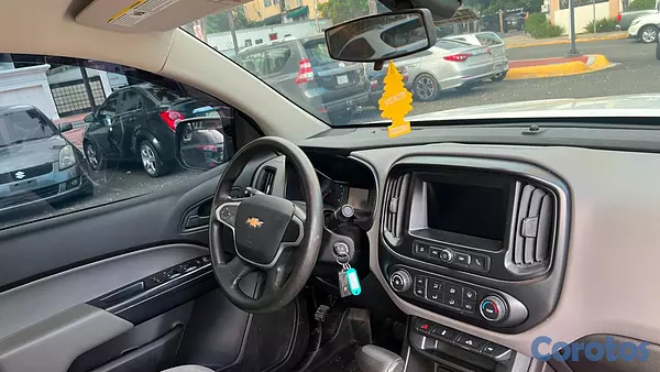 jeepetas y camionetas - Chevrolet Colorado 2019 COMO NUEVA 3
