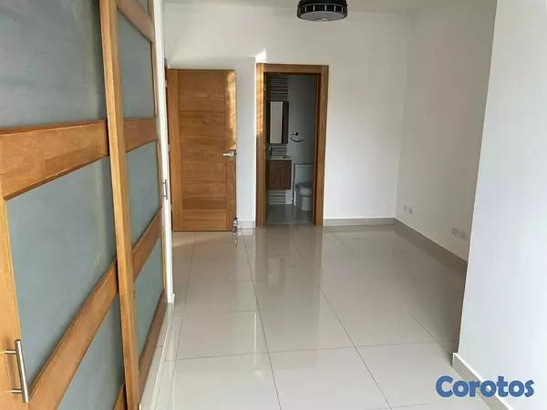 apartamentos -  Renacimiento Alquilo Apartamento en  Torre Moderna 8