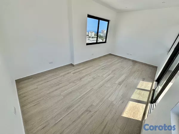 apartamentos - alquiló piso 9 urbanización real una habitación 1.5 baños parqueo techado nuevo  10