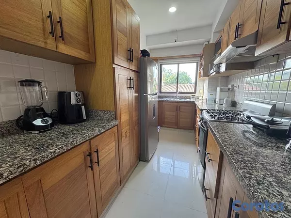 apartamentos - vendo independencia klm 7 y Mendio dos habitaciones 2.5 baños dos parqueos serví 7