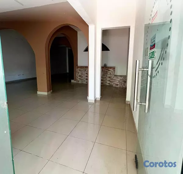 oficinas y locales comerciales - se alquila tipo casa  5
