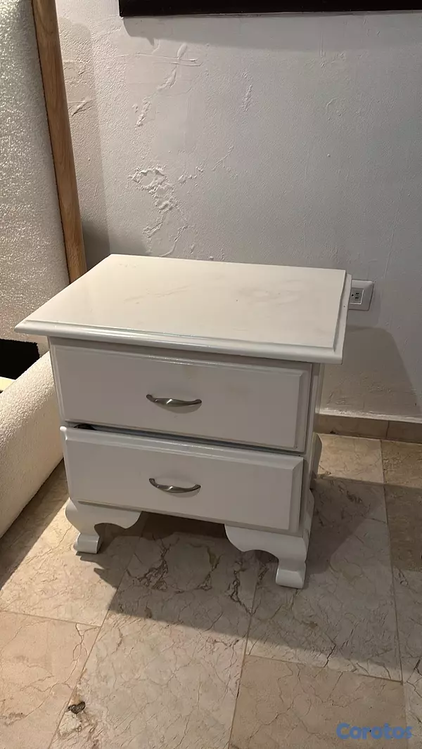 muebles y colchones - gavetero estilo coqueta con dos mesas de noche  2
