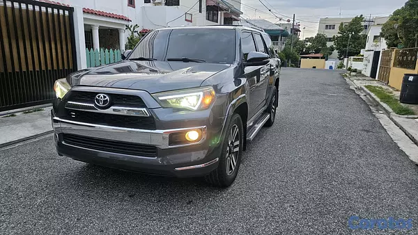 jeepetas y camionetas - Toyota 4runner límited 2016 7