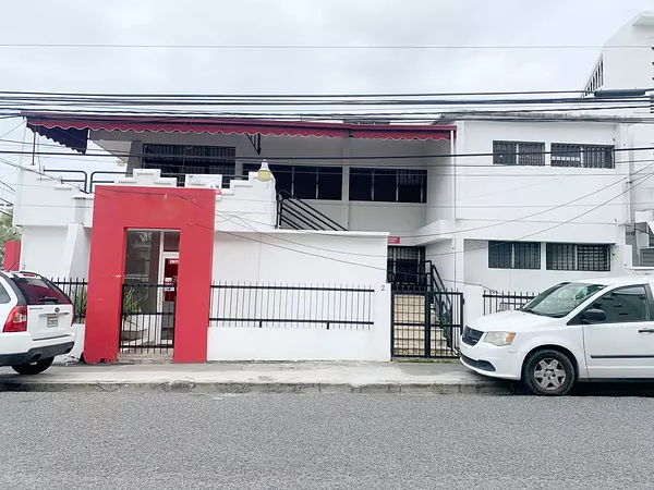casas - Casa esquinera comercial  3