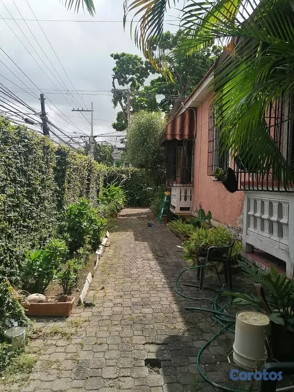casas - VENDO AMPLIA CASA ESTILO COLONIAL EN GASCUE 6
