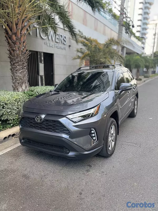 jeepetas y camionetas - Toyota RAV4 XLE 2023 7