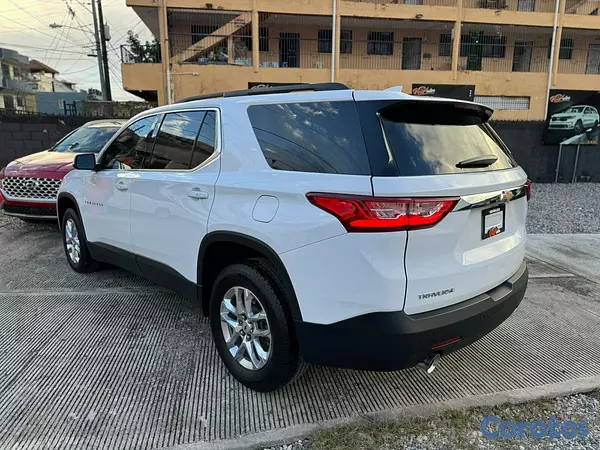 jeepetas y camionetas - Chevrolet Traverse LT 2021 4