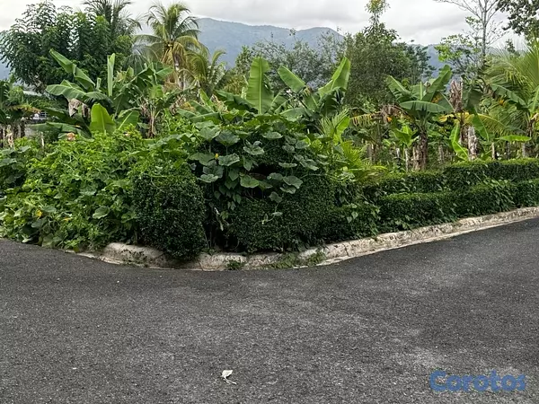solares y terrenos - Solar en venta Zona Céntrica 4