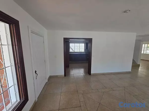 casas - Casa de 4 habitaciones 3 baños en venta en Colina  15