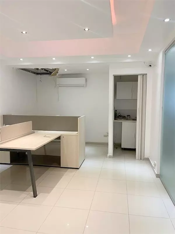 oficinas y locales comerciales - Local en venta en zona céntrica  2