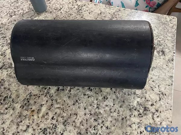 camaras y audio - Vendo Subwoofer de bajo Marca Bazooka original  5
