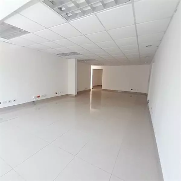 oficinas y locales comerciales - Local en la Esperilla céntrico y amplio  9