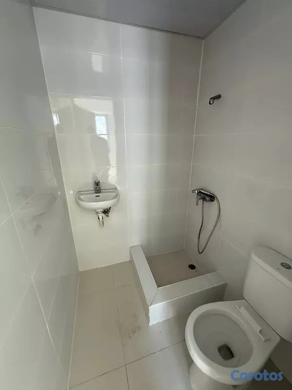 apartamentos - alquiló piso 8 bella vista sur tres habitaciones 2.5 baños dos parqueos balcón 7