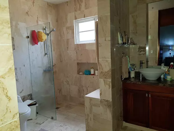 casas - Vendo Caca en  Laderas de Arroyo Hondo 5