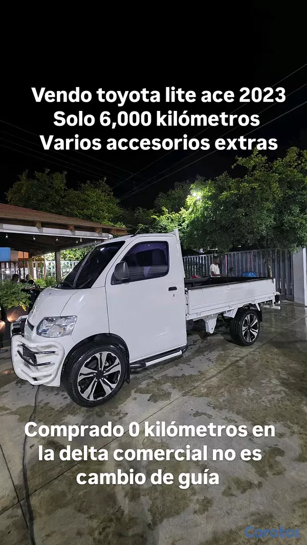 jeepetas y camionetas - toyota lite ace 2023 
6,000 klm version delta comercial no es guía cambiado 12