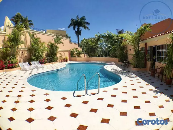 casas - Prestigiosa Exclusiva y Lujosa Residencia en Cuesta Hermosa III ID 1949 1