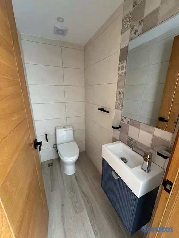 apartamentos - alquiló piso 9 urbanización real una habitación 1.5 baños parqueo techado nuevo  7