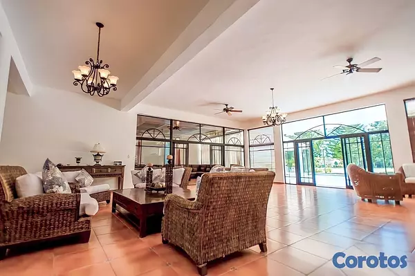 casas vacacionales y villas - Ven y conoce esta extraodinaria villa ubicada en:📍Metro Country club  5