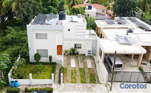 casas - Casa en puerta de hierro, moderna, proximo a la em 8