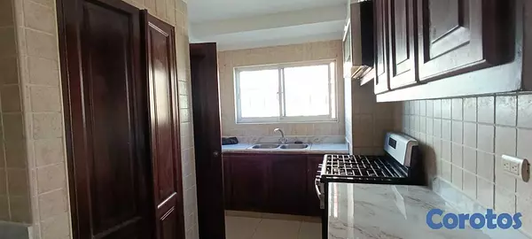 apartamentos - Excelente apartamento bastante amplio 200 m² 4