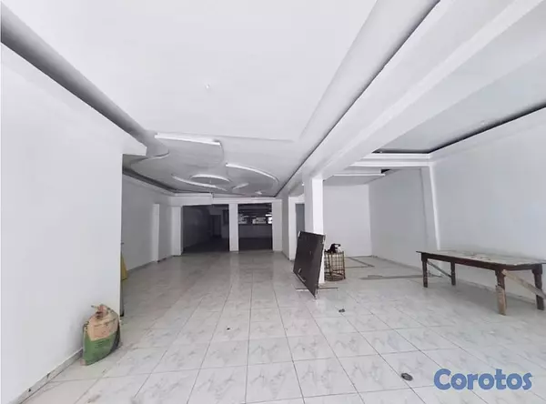 oficinas y locales comerciales - Alquiler local en ensanche la Fe  5