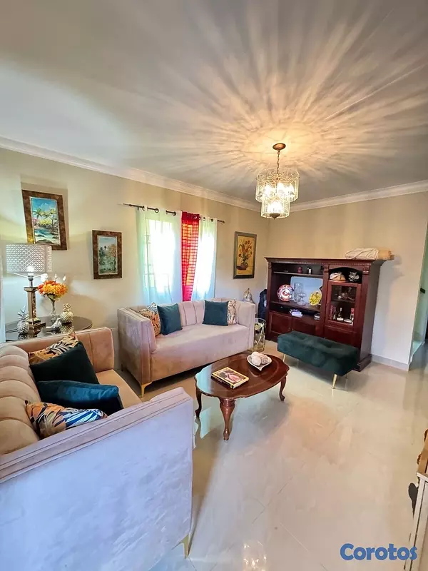 casas - venta de casa en la autopista de san Isidro brisa oriental  5