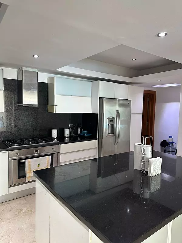 apartamentos - Apartamento en venta Los cacicazgos, Distrito Nacional (T.G)   8
