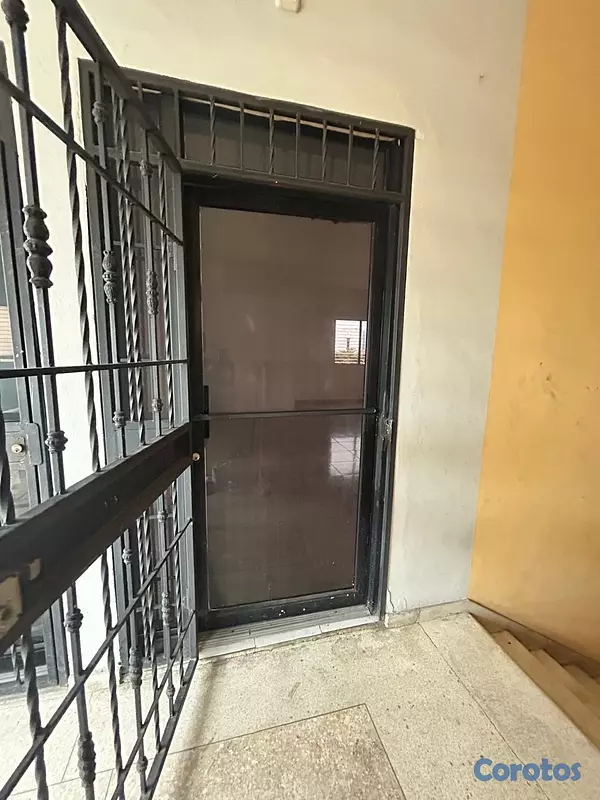 oficinas y locales comerciales - Local comercial en alquiler 6