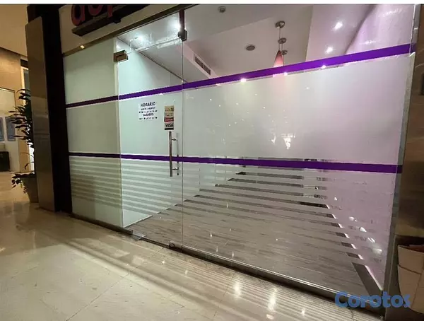 oficinas y locales comerciales - Local Comercial en Alquiler Bella Vista, Santo Dom 1