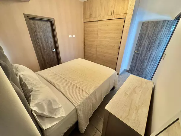 apartamentos - Alquilo apartamento amueblado en Evaristo Morales  4