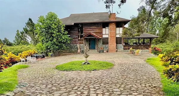 casas vacacionales y villas - Villa en Venta en JARABACOA estilo Rústico
US$990,000 2