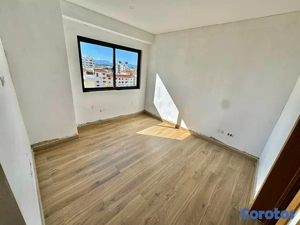 apartamentos - Vendo 2da con Terraza en Urbanizacion Real  4