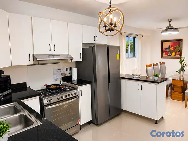 casas - Amplia y Hermosa Propiedad en Santo Domingo Este con Apartamento Independiente 18
