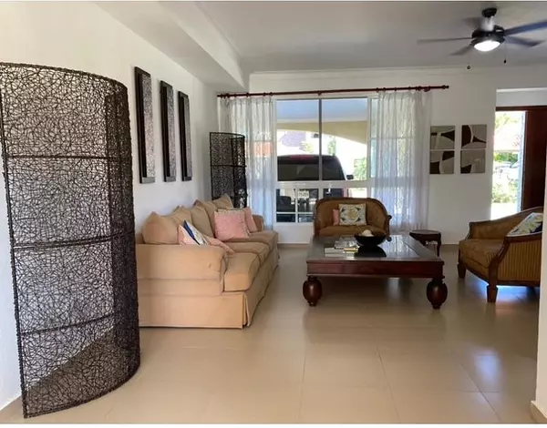 casas - Town House en  alquiler en Metro Country de 2 niveles, Amueblado  9