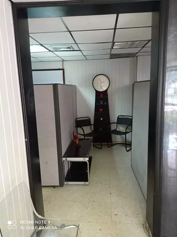 oficinas y locales comerciales - Vendo casa en Gazcue, preparada para oficinas 6