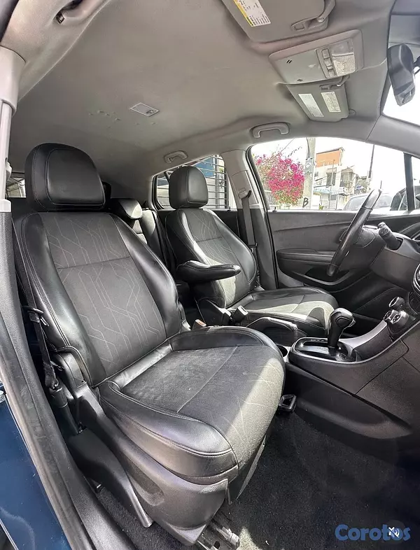 jeepetas y camionetas - Chevrolet Trax LT 2020 7