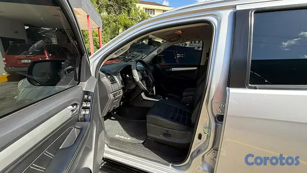 jeepetas y camionetas - ISUZU MUX 2020, COMO DE FABRICA 17