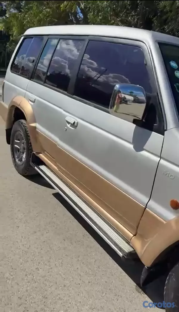 jeepetas y camionetas - Mitsubishi Montero 2
