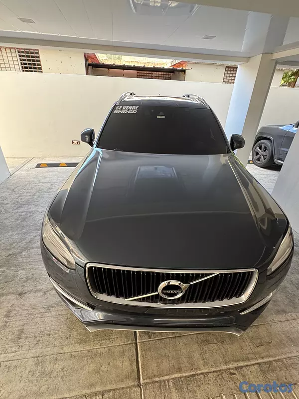 jeepetas y camionetas - Volvo cx 90 Momentum2018 Precio negociable. En San 5