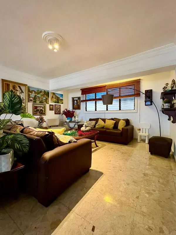 apartamentos - Se Vende Apartamento en Piantini  2